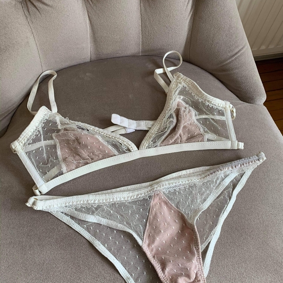 Monsieur Blonde Bralette and undies lingerie - Picture 2 of 2